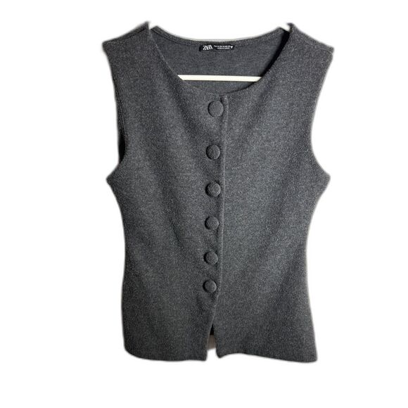 Zara Jackets & Blazers - Zara Women’s Charcoal Gray Knit Button-Front Vest Top Size M